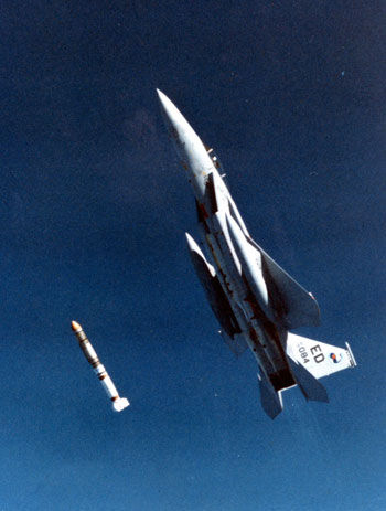 ķl(wi)Ǽg(sh)l(f)չhDF-15l(f)ASM-135l(wi)ǌ