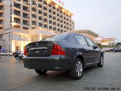 汽車(chē)之家 東風(fēng)標(biāo)致 標(biāo)致307 2.0 自動(dòng)尊享版
