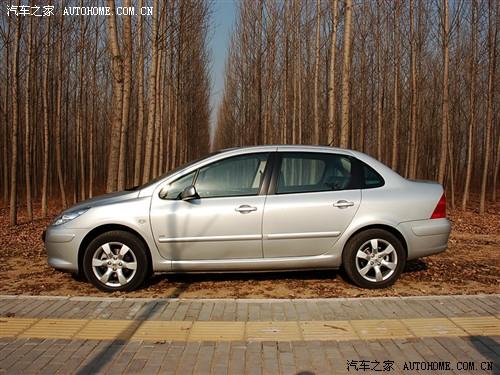 汽車(chē)之家 東風(fēng)標(biāo)致 標(biāo)致307 2.0 手動(dòng)尊享版