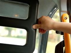 汽車(chē)之家 上海英倫 上海英倫tx4 2.5t at標(biāo)配