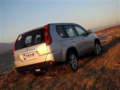 汽車(chē)之家 東風(fēng)日產(chǎn) 奇駿 2.5l xl mt 4wd