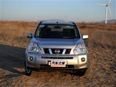 汽車(chē)之家 東風(fēng)日產(chǎn) 奇駿 2.5l xl mt 4wd