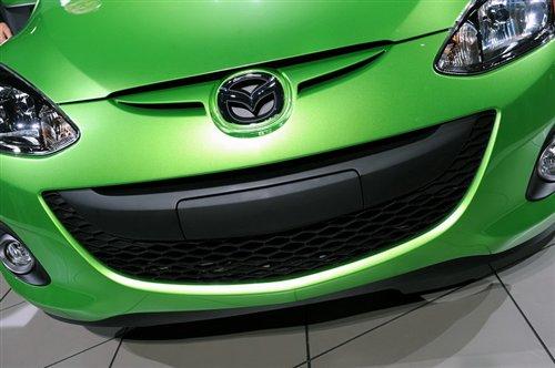 明年夏季上市 2011款馬自達(dá)2實(shí)車亮相 汽車之家
